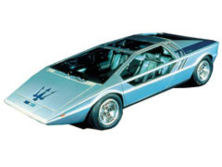 Fiche technique MASERATI BOOMERANG Concept