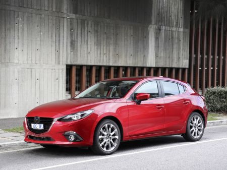 photo MAZDA 3