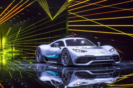 photo MERCEDES AMG ONE