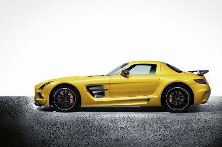 MERCEDES SLS AMG