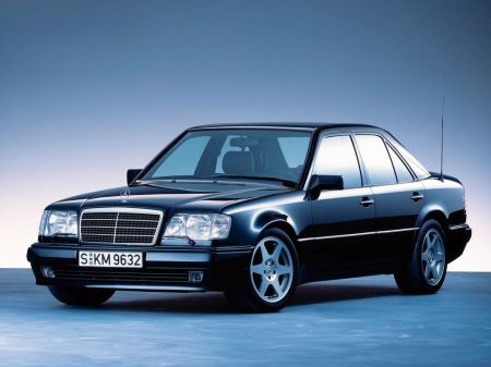 photo MERCEDES W124