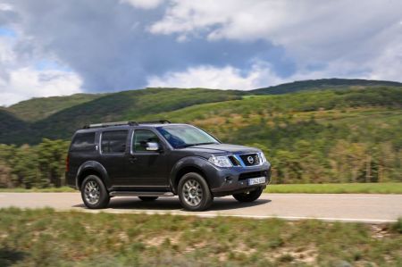 photo NISSAN PATHFINDER