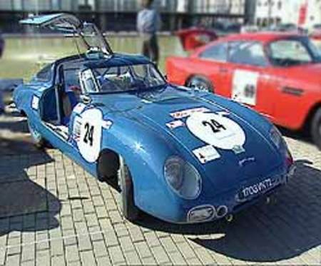 PANHARD 