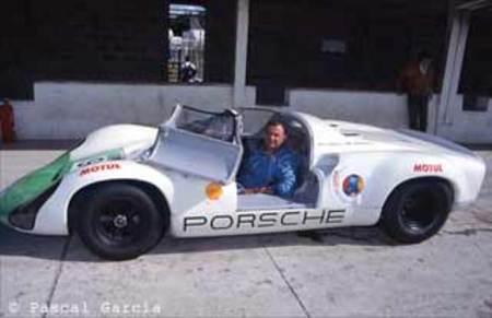 PORSCHE