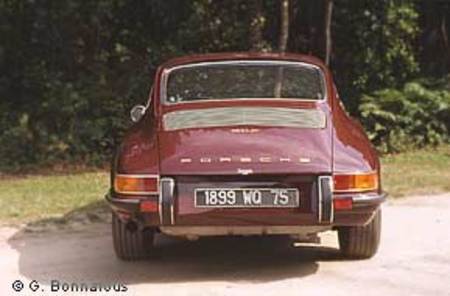 PORSCHE