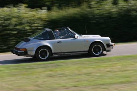 Fiche technique PORSCHE 911 (G) Carrera 3.2 Targa