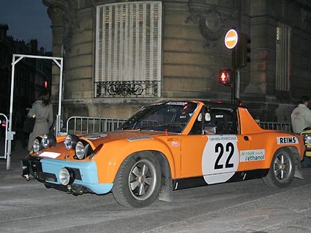 PORSCHE
