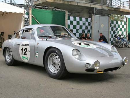 PORSCHE