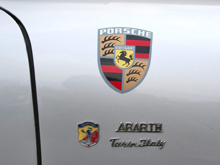 PORSCHE 