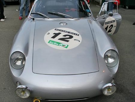 PORSCHE