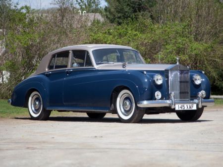 ROLLS-ROYCE SILVER CLOUD