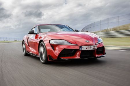 photo TOYOTA SUPRA