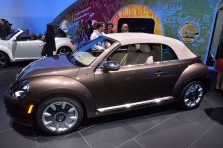 VOLKSWAGEN BEETLE
