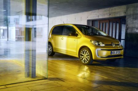 VOLKSWAGEN E-UP!