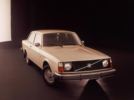 Volvo 242 L