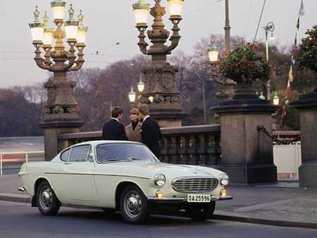 VOLVO