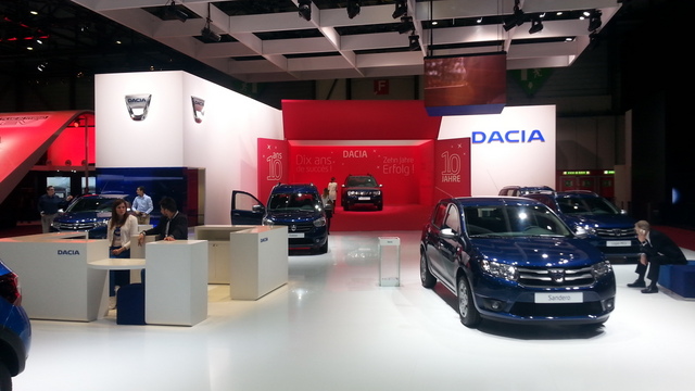 La palme du stand le plus désert du salon de Genève revient à Dacia. Pas de nouveauté égale pas de visiteurs. 