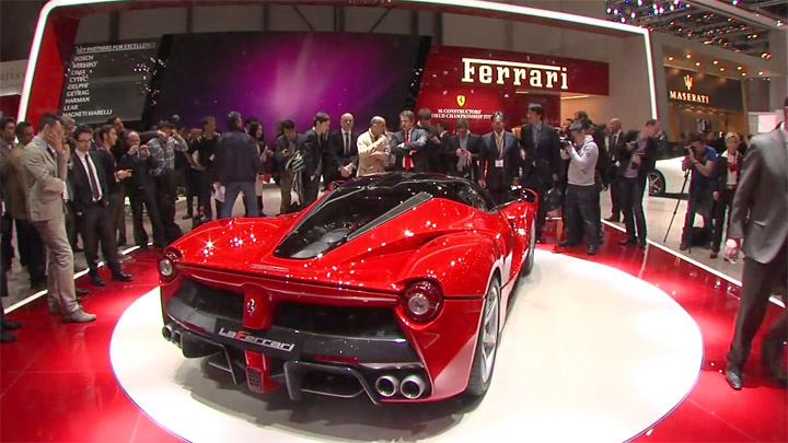 voir la vidéo Ferrari LaFerrari