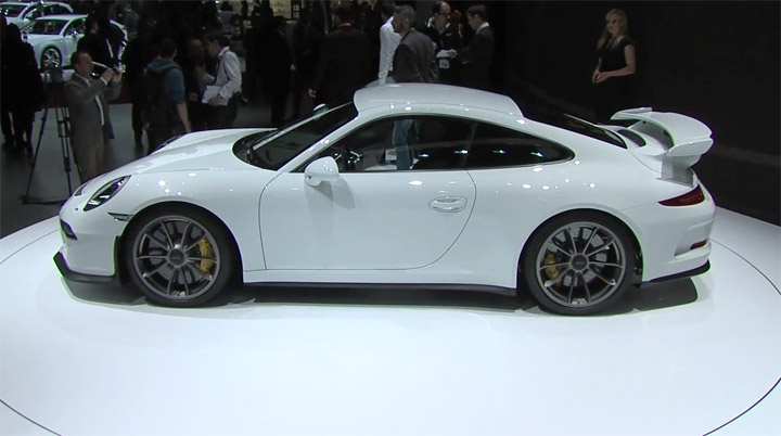 voir la vidéo Porsche 911 (991) GT3