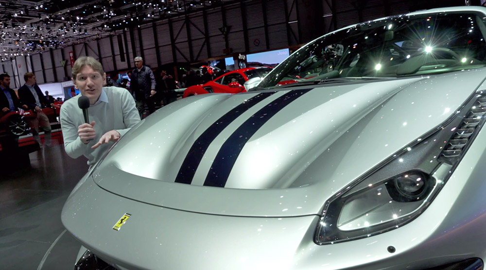 voir la vidéo Ferrari 488 Pista