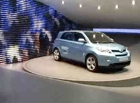 voir la vidéo Toyota Urban Cruiser