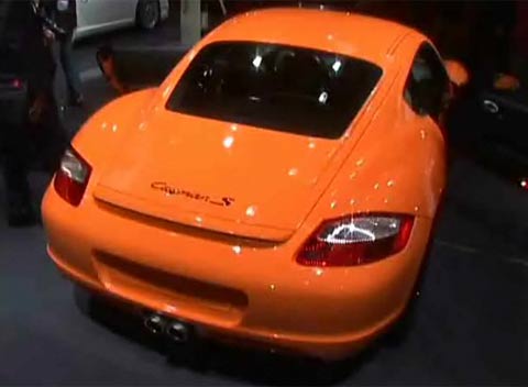 voir la vidéo Porsche Cayman S Sport
