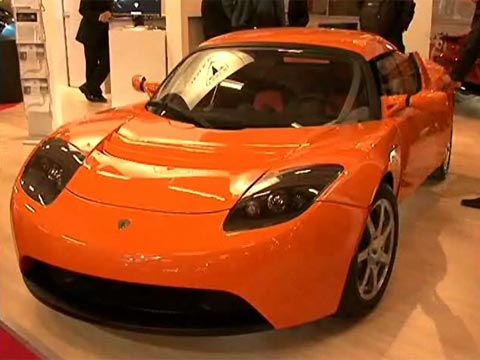 voir la vidéo Tesla Roadster au Mondial de l
