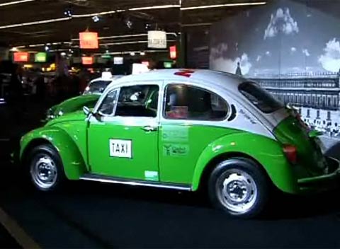 voir la vidéo Exposition taxis du monde