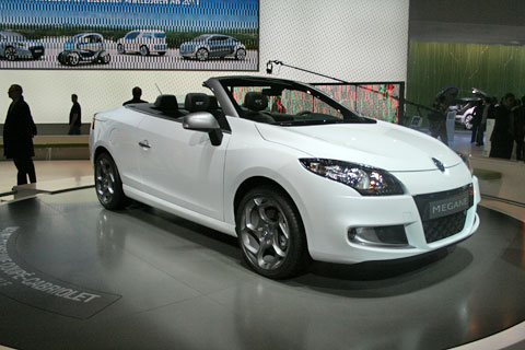 voir la vidéo Renault Megane CC