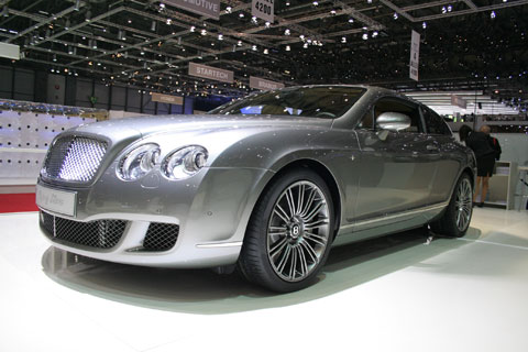 voir la vidéo Bentley Continental Flying Star