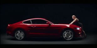 La nouvelle Mustang et Sienna Miller