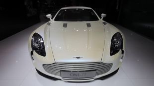 Aston Martin One-77 au Salon de Pekin 2012