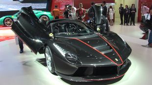 Salon : Ferrari LaFerrari Aperta