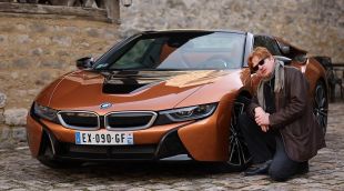 BMW i8 roadster