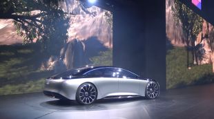 Mercedes Vision EQS