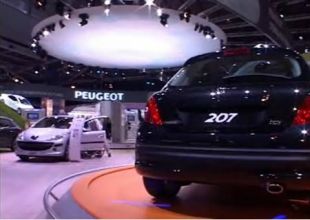 Le stand Peugeot au Mondial 2006