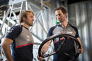 Sir Ben Ainslie et le volant du bateau R1