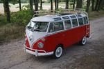 VW Combi T1 1600 modifié Samba 1974 - Crédit photo : Artcurial