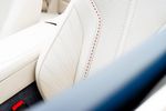 Aston Martin DB12 Volante Édition Palm Beach par Q by Aston Martin