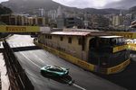 L'Aston Martin Valhalla dans les rues de Monaco