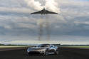 L'Aston Martin Vulcan rencontre le Vulcan XH558