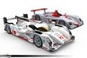 Audi R18 e-tron quattro (2013) et Audi R8 (2000)