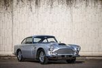 Aston Martin DB4 Series II 1960 - Crédit photo : Bonhams