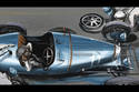 Louis Chiron à bord de la Type 51 (dessin d'un designer Bugatti)
