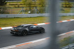 Quatre Bugatti sur la Nürburgring Nordschleife - Crédit photo : Bugatti