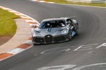 Quatre Bugatti sur la Nürburgring Nordschleife - Crédit photo : Bugatti