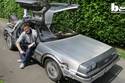 Dans la DeLorean de Marty McFly
