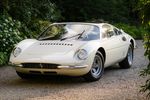 Une Ferrari 365 P Berlinetta Speciale Tre Posti à Hampton Court