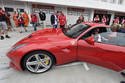 Vettel fait le show en Ferrari F12berlinetta - Crédit photo : Ferrari