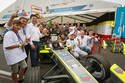 L'équipe NEXTEV TCR fête le titre de Nelson Piquet Jr